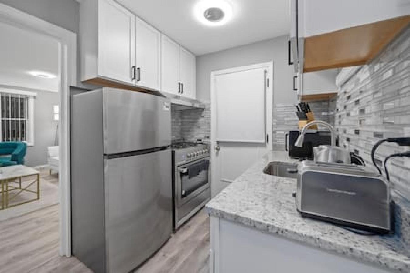 Urban Elegance Retreat In Downtown ロチェスター エクステリア 写真